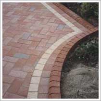 Block paving curved border